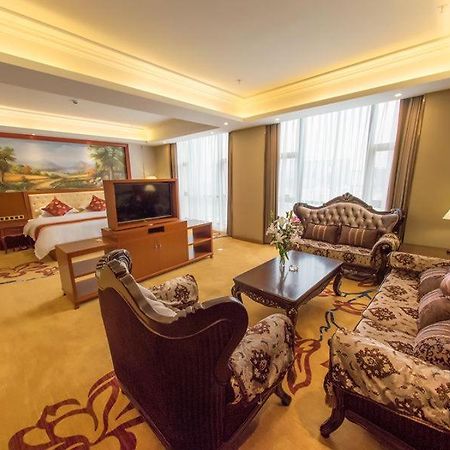 Vienna International Hotel Guangxi Duan Du'an Esterno foto